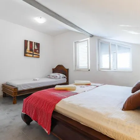 Robinson House In With Sea View, Terrace, Air Conditioning, Wifi 3439-1 *