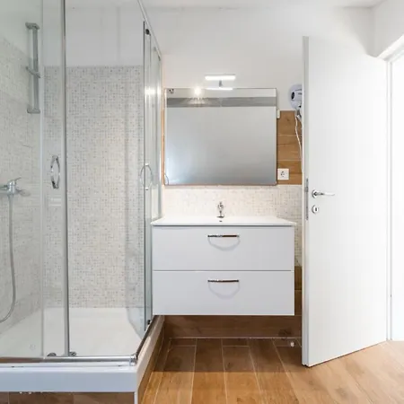 Robinson House In With Sea View, Terrace, Air Conditioning, Wifi 3439-1 بيت للعطل فيلا لوكا