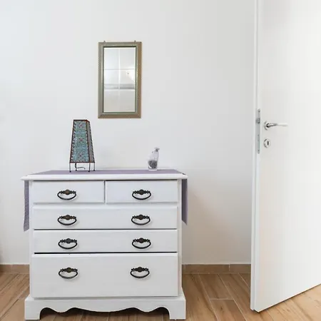 Holiday home Robinson House In With Sea View, Terrace, Air Conditioning, Wifi 3439-1