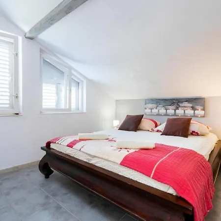 Robinson House In With Sea View, Terrace, Air Conditioning, Wifi 3439-1 Holiday home