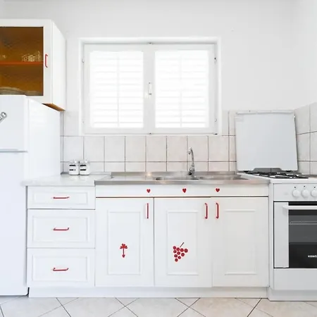 Robinson House In With Sea View, Terrace, Air Conditioning, Wifi 3439-1 * Vela Luka